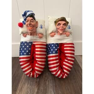 Ronald and Nancy Reagan VINTAGE "Presidential" slippers 1988 SIZE LARGE EEUC